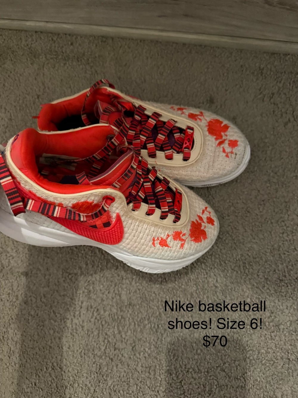 Nike Kids White and Orange Patterned Sneakers